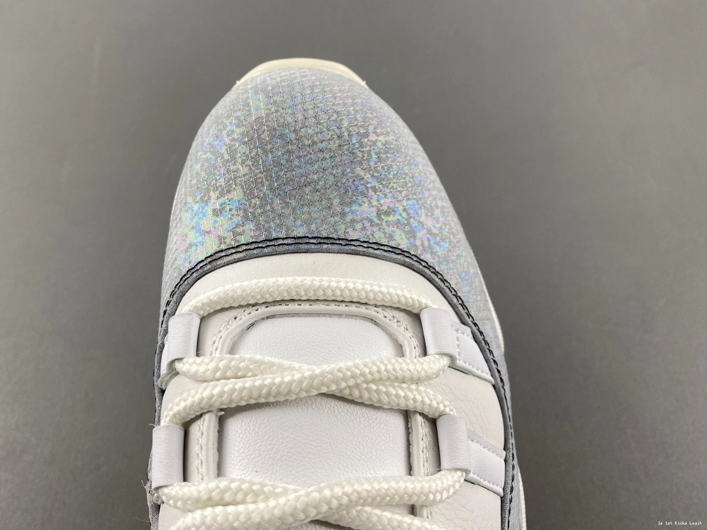 Year Low Snake Jordan CNY of the 11 HQ7000-001 Air 1110